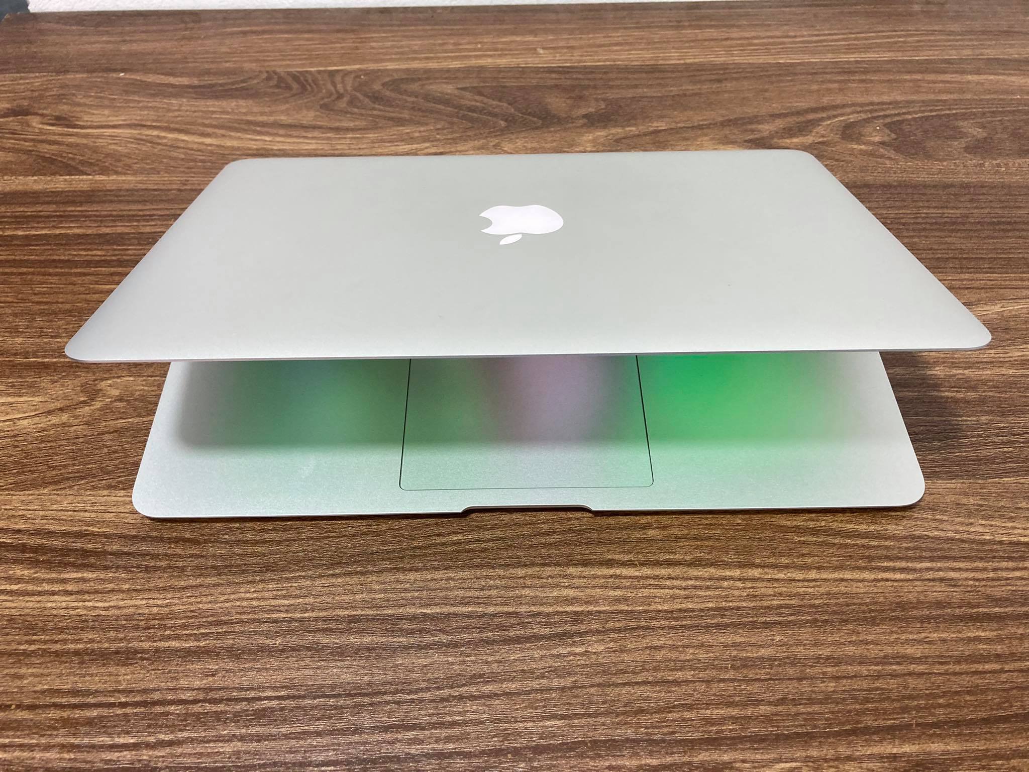 Apple Macbook Air 2016